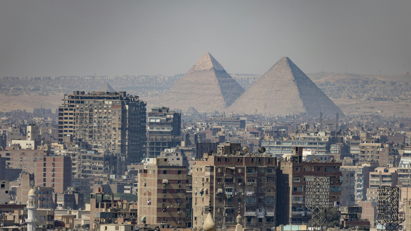 كيف سددت مصر متأخرات شركاء البترول ولماذا لن يراها المواطن في سعر البنزين