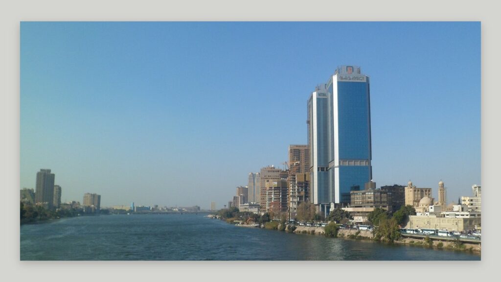 مبنى البنك الأهلي المصري في القاهرة